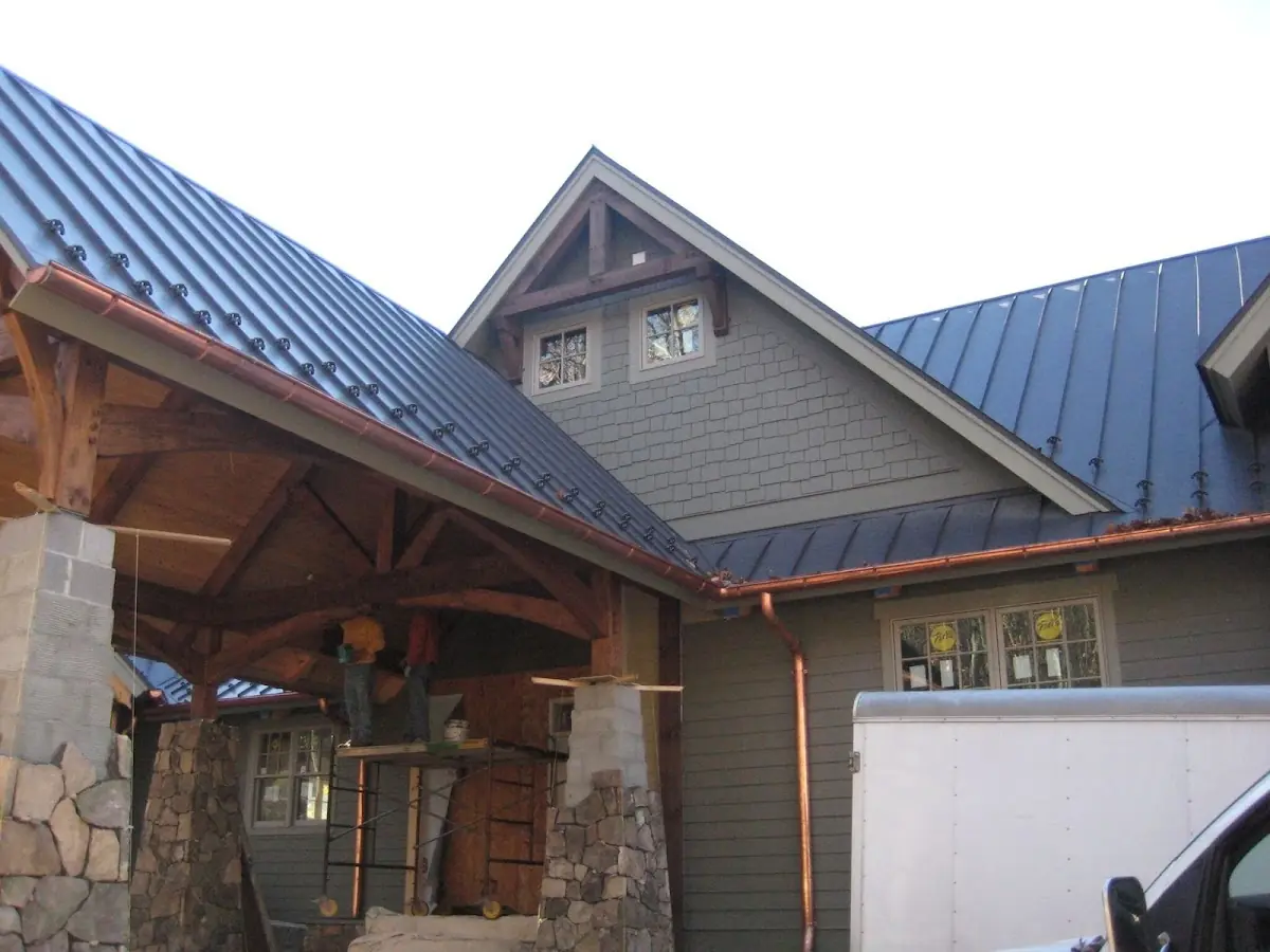 Craftsman Roofing team delivering quality roofing work in Burgee